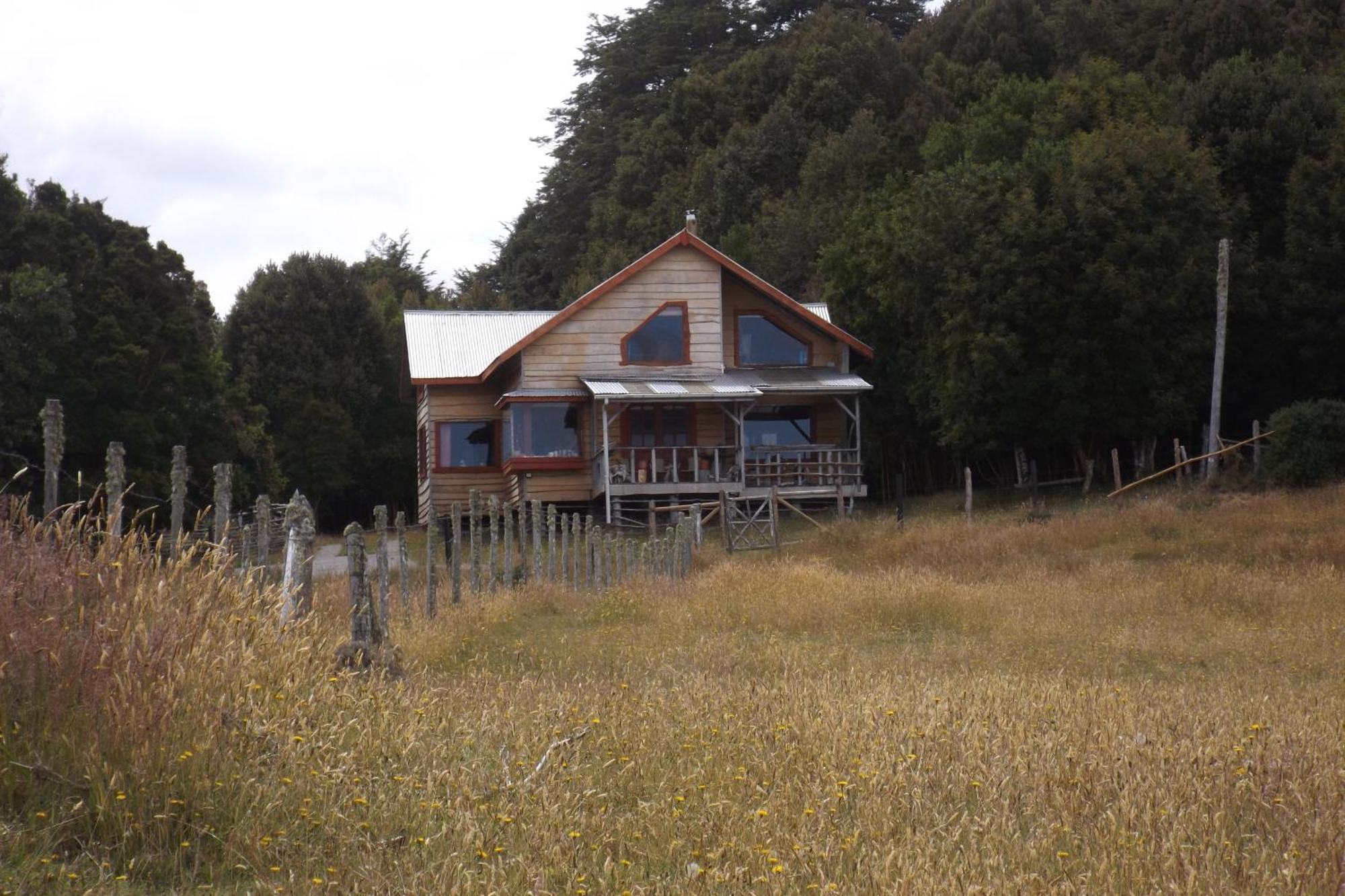 Bed and Breakfast Karukinka Чончи Экстерьер фото